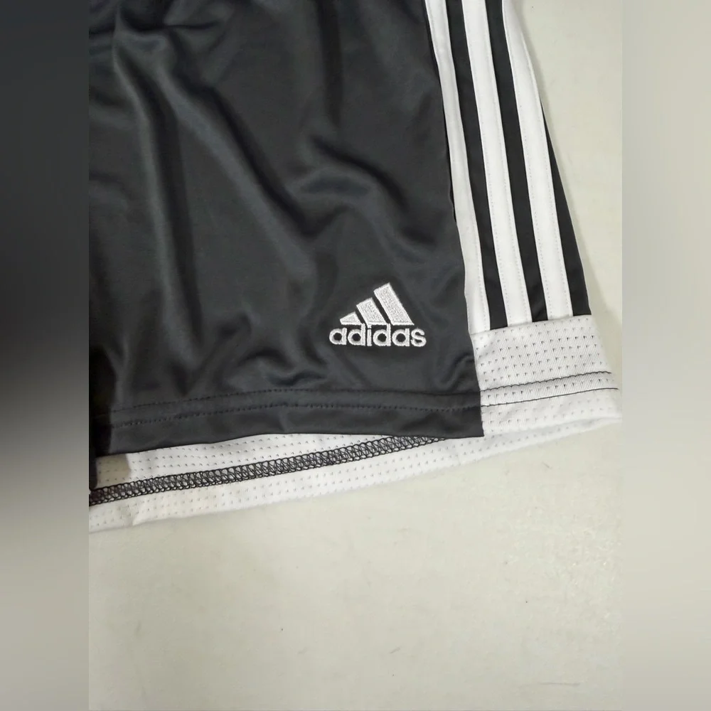 NWT Adidas Women’s Climalite Soccer Shorts, Grayw/white stripes MED Tastigo 19 - Picture 4 of 12